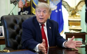 Трамп заявив, що Ин – його друг і скоротив навчання з Південною Кореєю