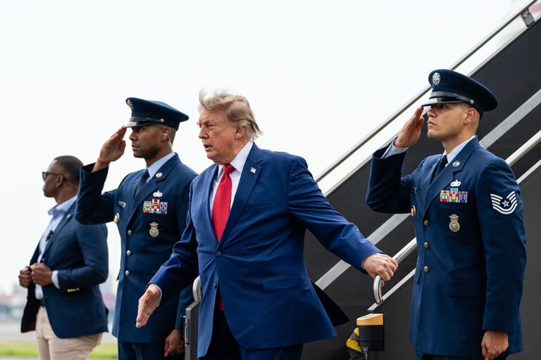 У фургоні з їжею: Трампа евакуювали після саміту НАТО через погрози Ірану