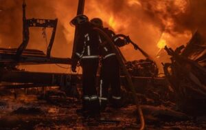 У Сумах масштабні пожежі після масованої атаки
