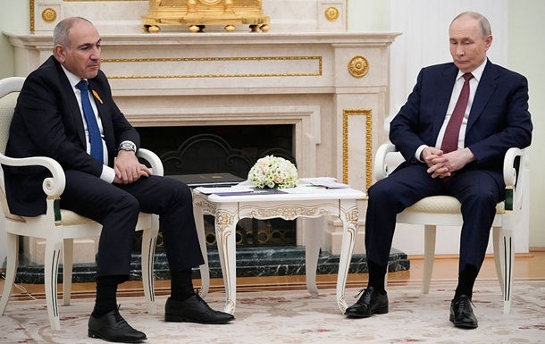 Вірменія вирішила відкликати посла з РФ на тлі загострення відносин – ЗМІ