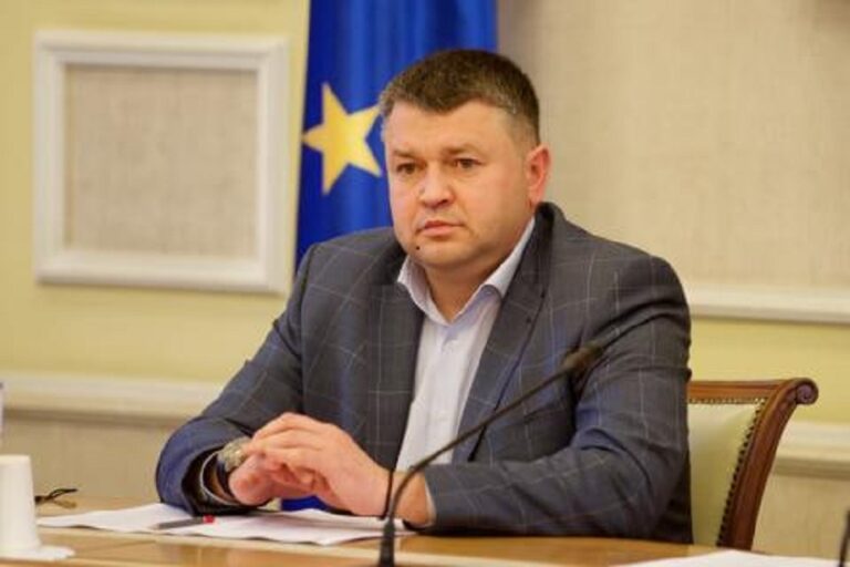 Власенко знову став головою НКРЕКП після двотижневої паузи