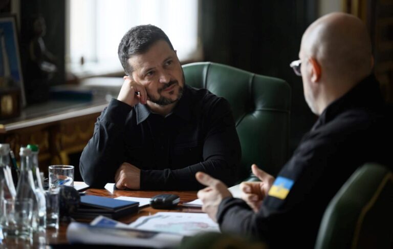 Зеленський заслухав доповідь щодо енергосистеми