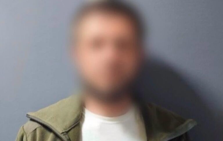 Житель Києва влаштував стрілянину у дворі житлових будинків