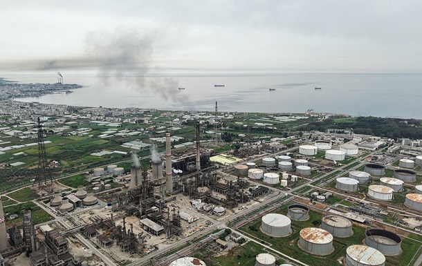 ЗМІ: Сирія готова відмовитися від російської нафти