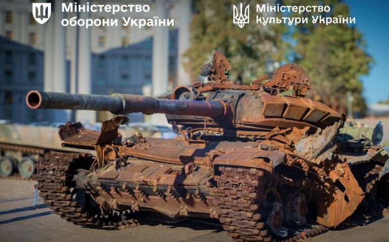 Знищені російські танки виставлять у музеях Європи